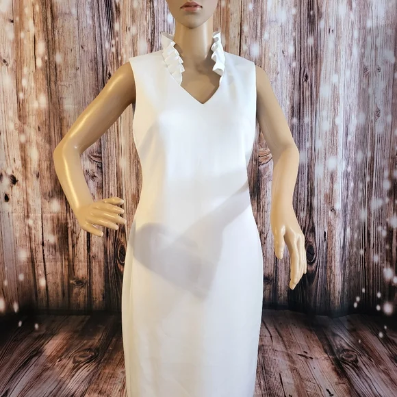 NWOT Calvin Klein Women's Sleeveless Fitted Cocktail Sheath Dress 6 - Picture 3 of 9